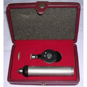 Ophthalmoscope with box pack
